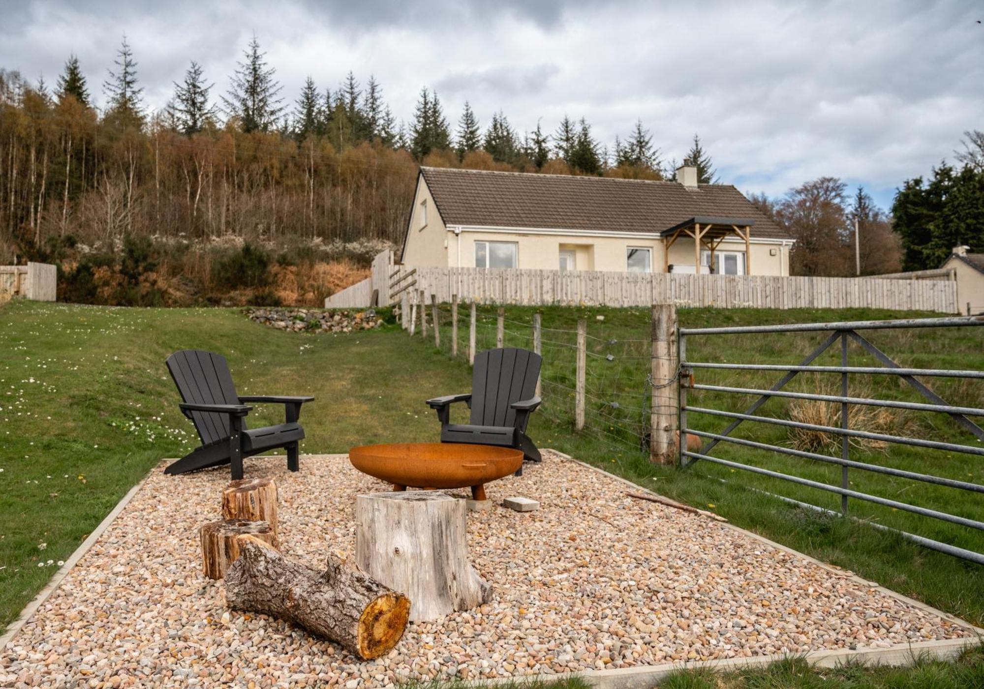 Loch Ness Cottage 포트오거스타 외부 사진